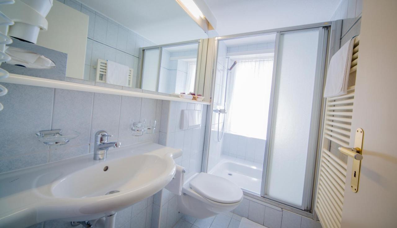 Hotel Heilquelle-Leukerbad-Therme Szoba fotó